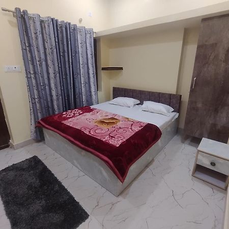 Sudarshan Home Stay Varanasi Exterior foto
